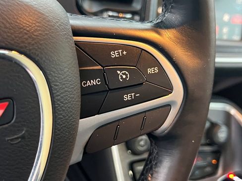 Used 2016 Dodge Challenger SXT Plus image 20