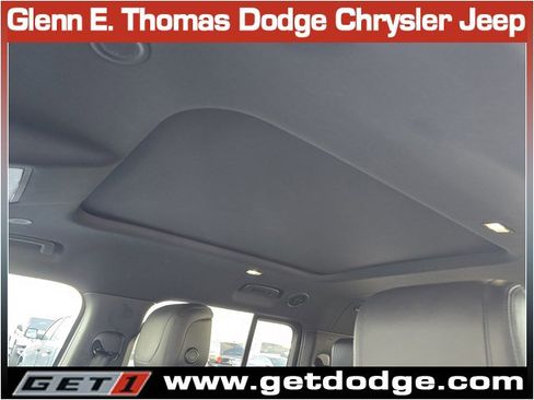 Used 2024 Land Rover Defender 130 X-Dynamic SE image 21