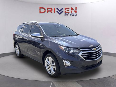 Used 2018 Chevrolet Equinox Premier FWD image 1