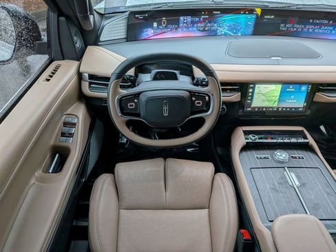 New 2026 Lincoln Navigator Black Label image 14