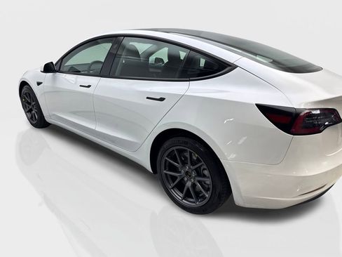 Used 2023 Tesla Model 3 Standard Range RWD image 14