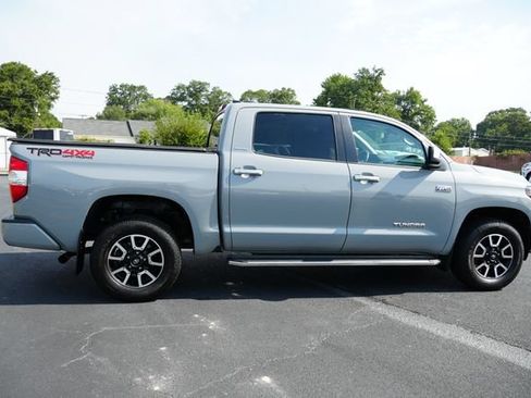 Used 2021 Toyota Tundra Limited w/ Limited Premium Package AWD/4WD image 8