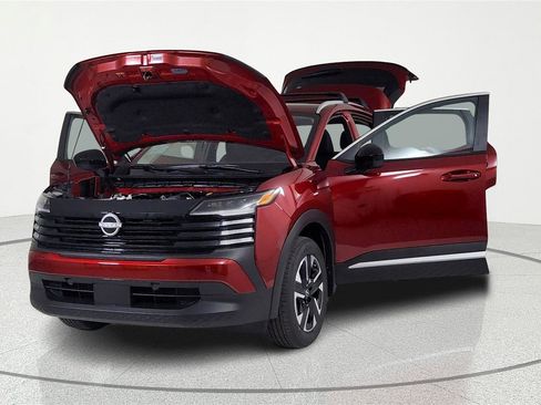 New 2026 Nissan Kicks SV w/ Cold Weather Package image 8