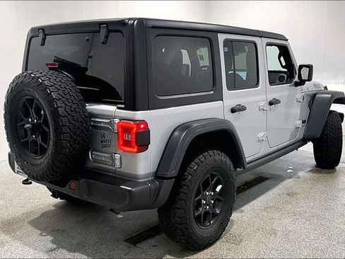 Used 2024 Jeep Wrangler Willys image 5
