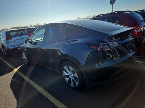 Used 2024 Tesla Model Y Long Range image 2