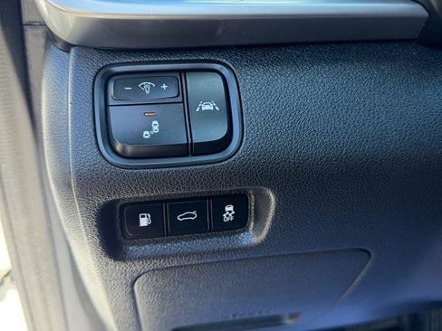 Used 2020 Kia Optima LX FWD image 6