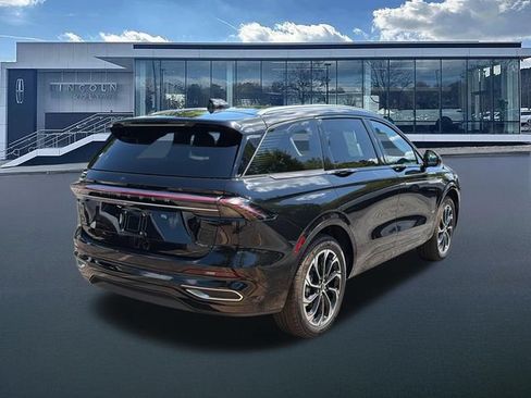 New 2026 Lincoln Nautilus Premier w/ Equipment Group 102A AWD/4WD image 8