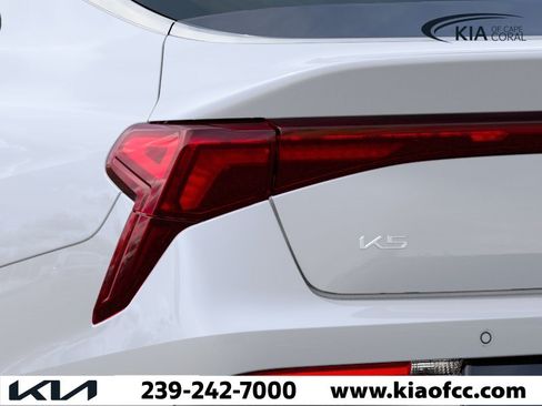 New 2026 Kia K5 LXS FWD image 11