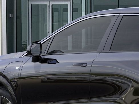 New 2026 Cadillac Optiq Luxury 2 image 12