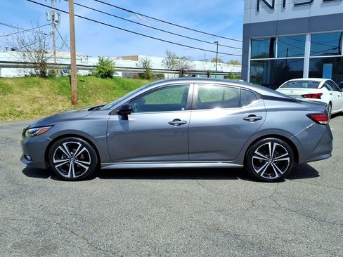 Used 2023 Nissan Sentra SR w/ SR Premium Package FWD image 8