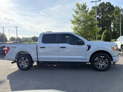Used 2022 Ford F150 XL w/ STX Appearance Package RWD image 2