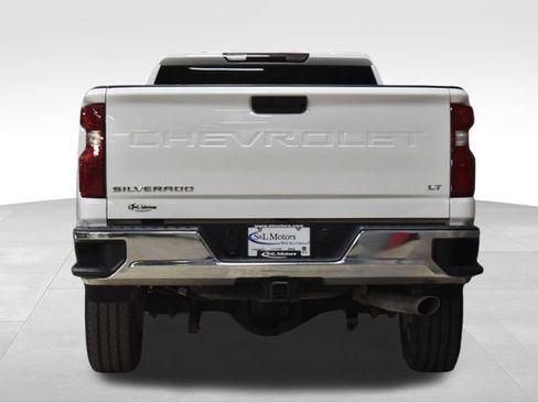 Used 2021 Chevrolet Silverado 2500 LT image 8