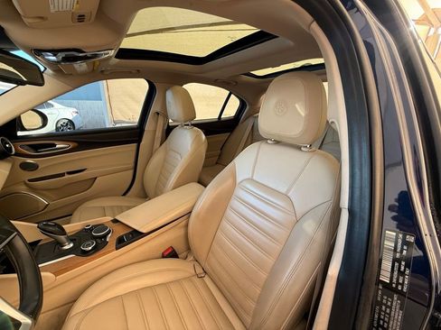 Used 2018 Alfa Romeo Giulia Ti w/ Quick Order Package 22X Lusso image 18