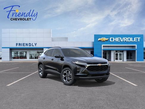 New 2026 Chevrolet Trax LT w/ Sunroof Package FWD image 1