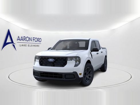New 2026 Ford Maverick XLT w/ XLT Luxury Package AWD/4WD image 2
