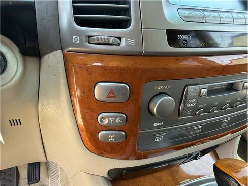 Used 2006 Lexus LX 470 4WD image 33