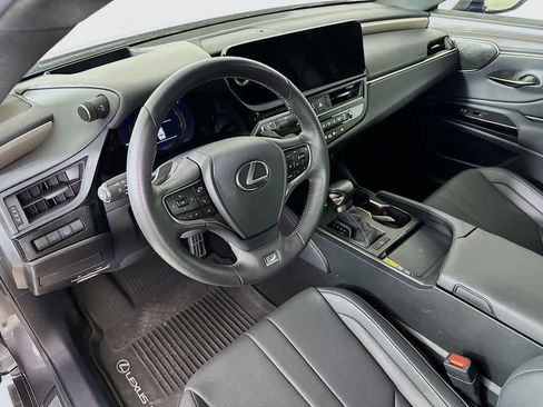 Used 2024 Lexus ES 350 F Sport FWD image 2