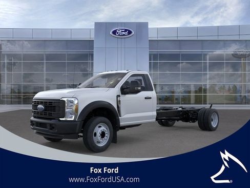 New 2026 Ford F550 2WD Regular Cab Super Duty image 1