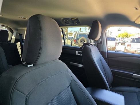 Used 2023 Ford Explorer XLT image 15