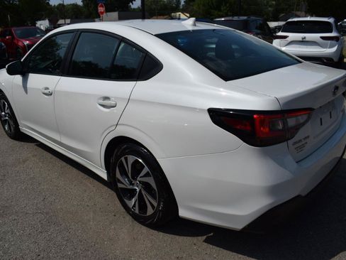 Used 2025 Subaru Legacy Premium AWD/4WD image 8