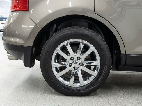 Used 2013 Ford Edge Limited AWD/4WD image 29