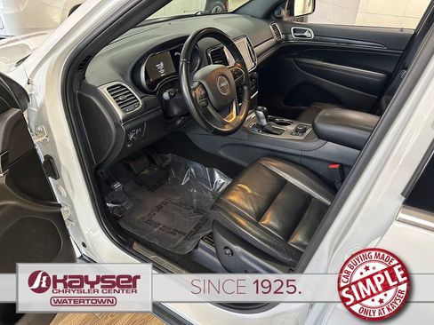Certified 2022 Jeep Grand Cherokee Limited AWD/4WD image 8