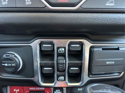 New 2026 Jeep Gladiator Willys image 31