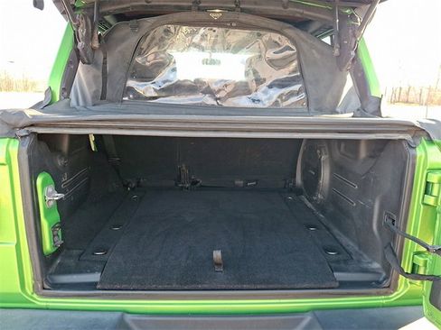 Used 2018 Jeep Wrangler Unlimited Sport S image 26