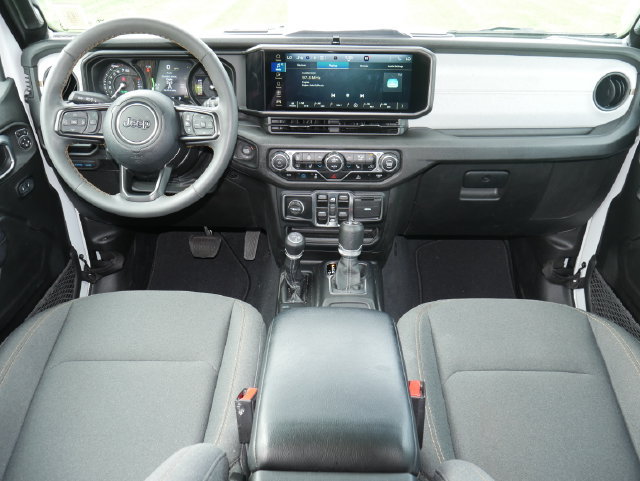 Used 2024 Jeep Wrangler Unlimited w/ Convenience Group AWD/4WD image 6