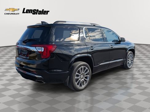 Used 2023 GMC Acadia Denali w/ Denali Technology Package image 5