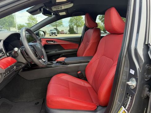 Used 2025 Toyota Camry XSE FWD image 25