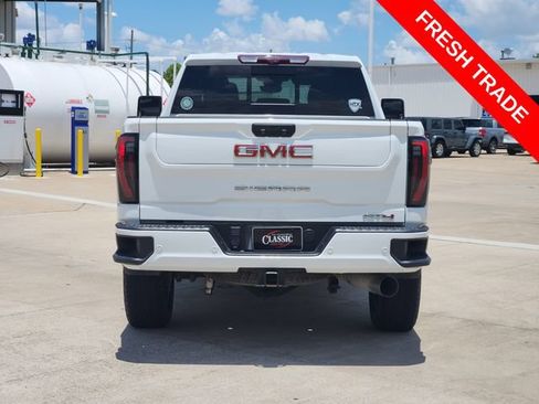 Used 2024 GMC Sierra 2500 AT4 w/ AT4 Premium Plus Package AWD/4WD image 6