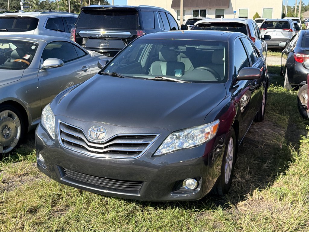 Used 2010 Toyota Camry XLE FWD image 7