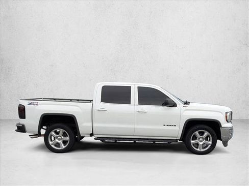 Used 2018 GMC Sierra 1500 SLT w/ Texas SLT Premium Package AWD/4WD image 4