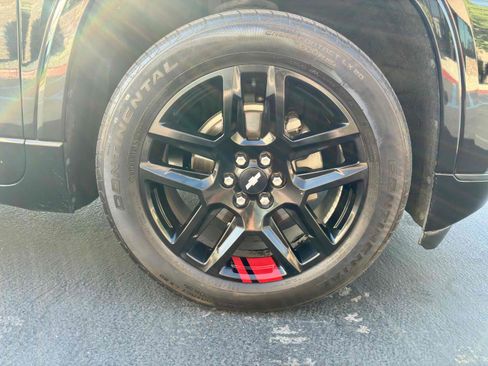 Used 2019 Chevrolet Traverse Premier w/ Redline Edition FWD image 14