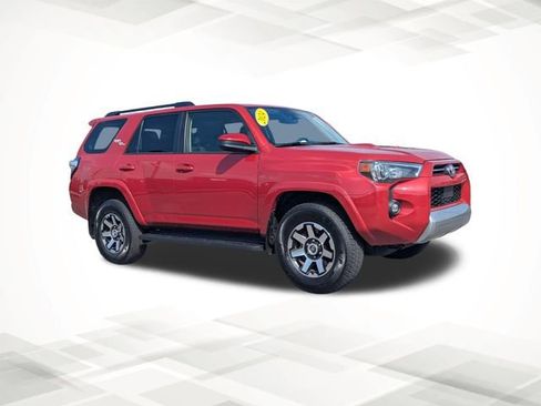 Used 2024 Toyota 4Runner TRD Off-Road image 2