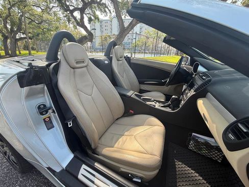 Used 2005 Mercedes-Benz SLK 350 image 13