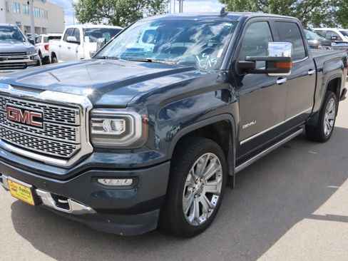 Used 2018 GMC Sierra 1500 Denali w/ Denali Ultimate Package AWD/4WD image 3