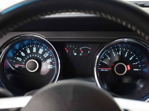 Used 2014 Ford Mustang Coupe RWD image 21