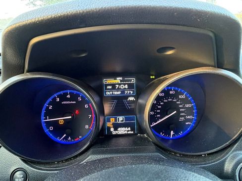 Used 2018 Subaru Outback 2.5i Limited AWD/4WD image 9