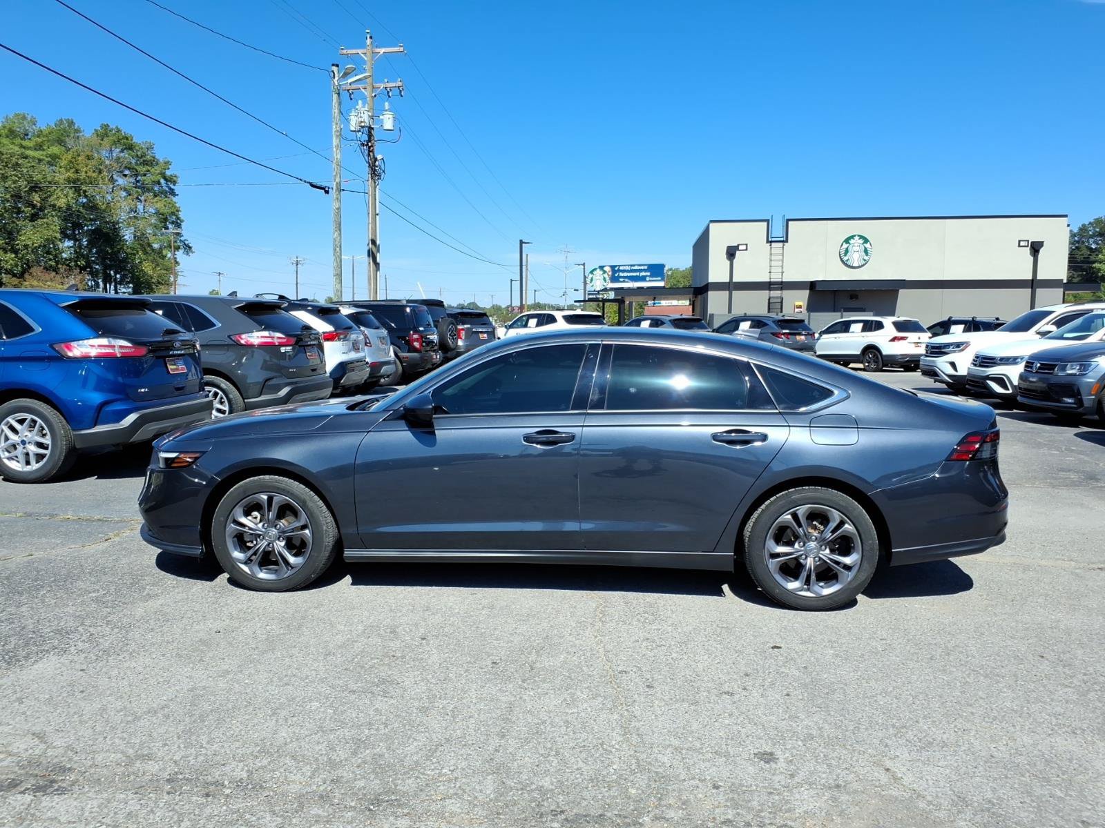 Used 2023 Honda Accord EX image 2