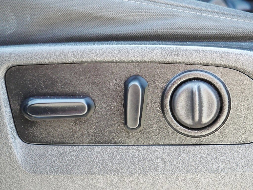 Used 2021 GMC Sierra 1500 Elevation w/ X31 Off-Road Package AWD/4WD image 13