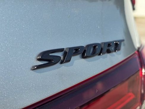 Used 2025 Honda Civic Sport image 9