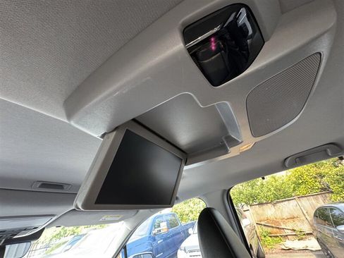 Used 2020 Honda Pilot Touring image 37