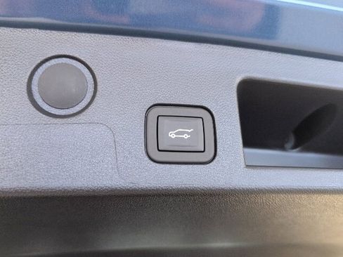 New 2026 Chevrolet Equinox RS w/ Convenience Package III image 33