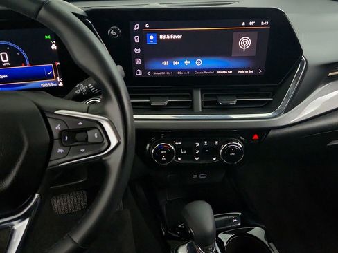 Used 2025 Chevrolet Trax ACTIV w/ Driver Confidence Package FWD image 21