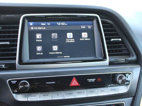 Used 2019 Hyundai Sonata Limited w/ Cargo Package image 25