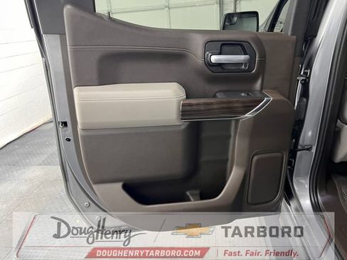 Used 2021 Chevrolet Silverado 1500 LT Trail Boss w/ Convenience Package II AWD/4WD image 33