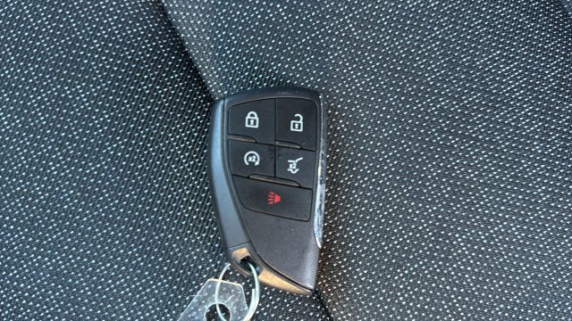 Used 2025 Chevrolet Traverse LT w/ LPO, Floor Liner Package AWD/4WD image 31