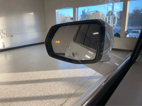 Used 2024 Cadillac XT6 Premium Luxury w/ Technology Package image 48